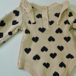 Charming Heart Sweater - Black and Tan